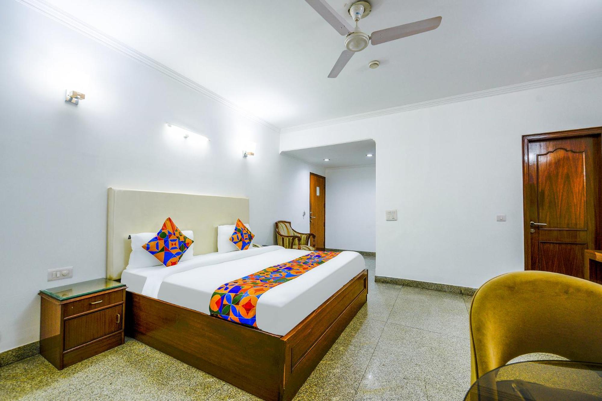 Hotel Exotica Leisure Valley, คูร์เคาน์ ภายนอก รูปภาพ